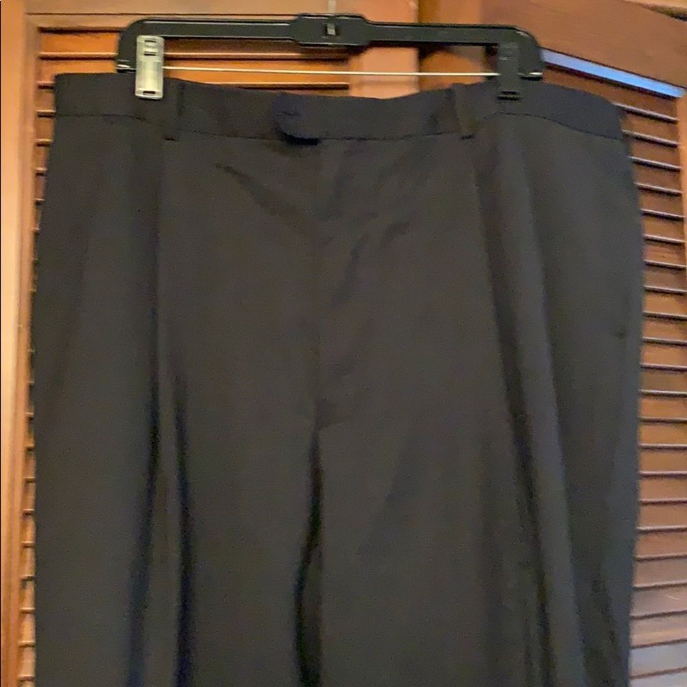 Men’s 41x28 Dress Slacks - Picture 4 of 6